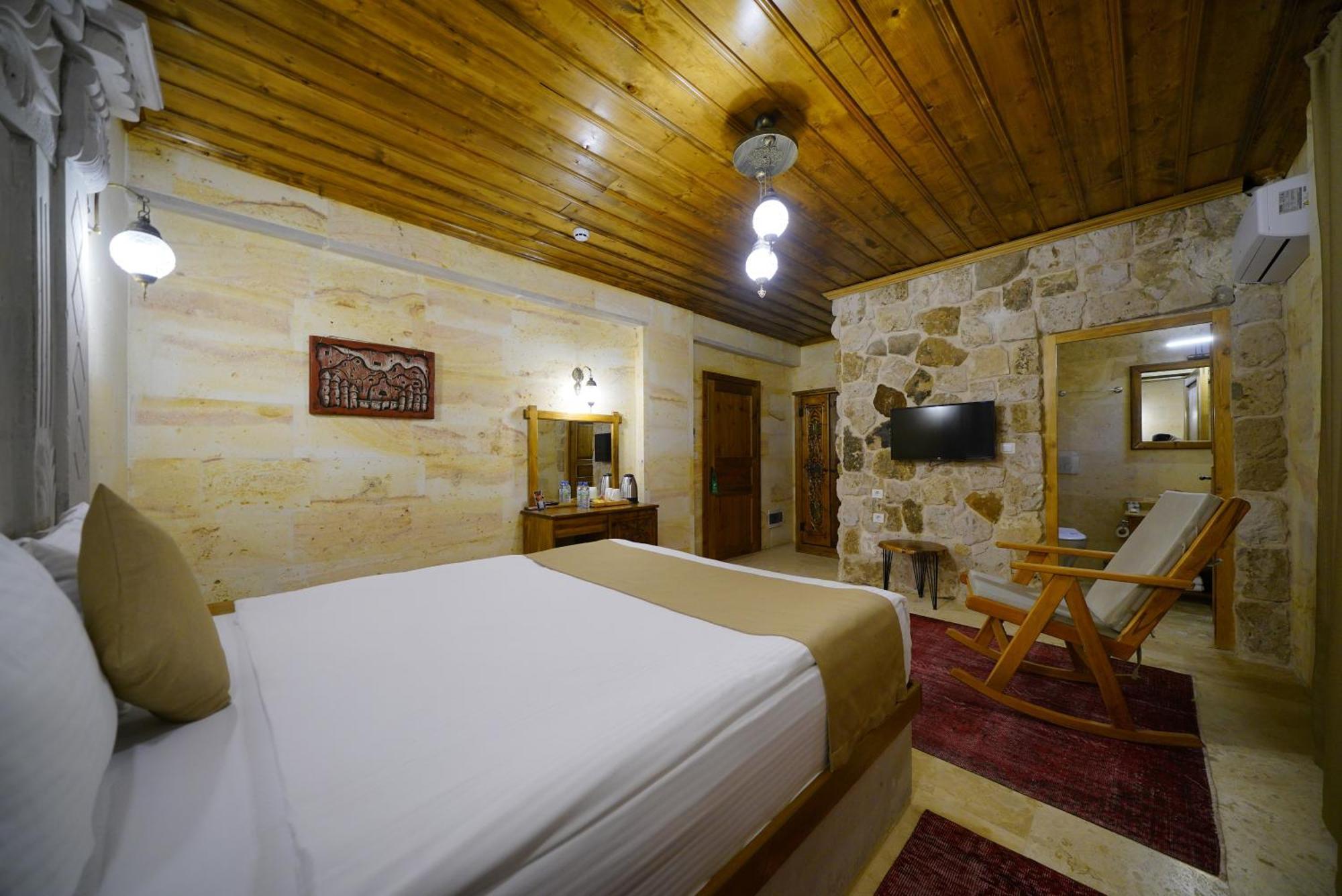Enjoy Stone Hotel Göreme Ngoại thất bức ảnh